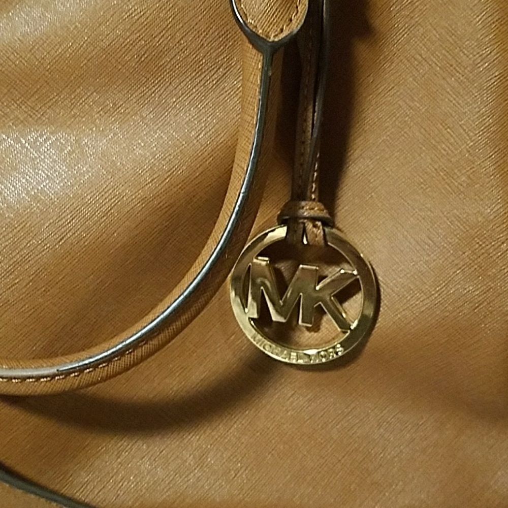 Michael Kors bag - Picture 4 of 8